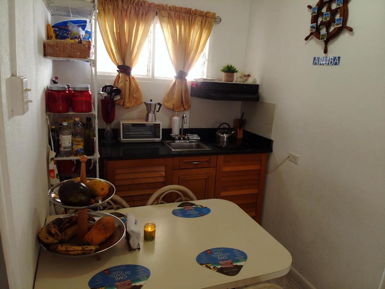 Hostel Room Aruba Oranjestad Kültér fotó